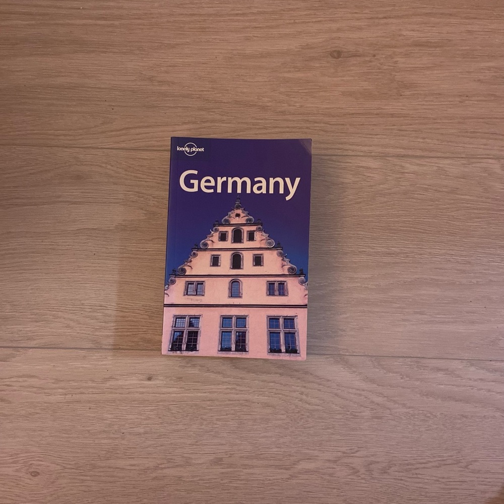 Lonely planet Germany guide book